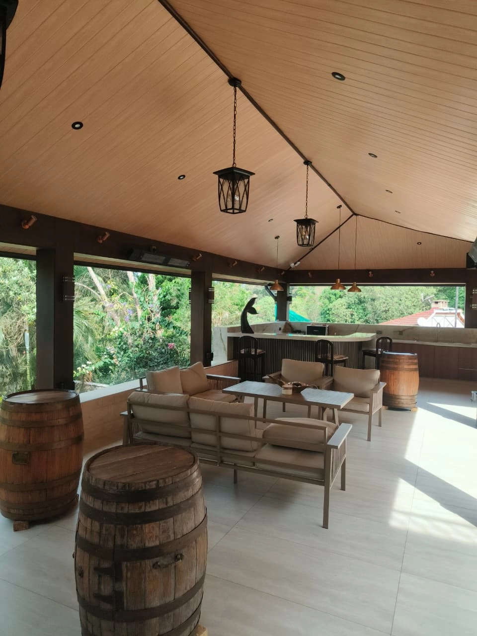 Balcony Lounge Final View